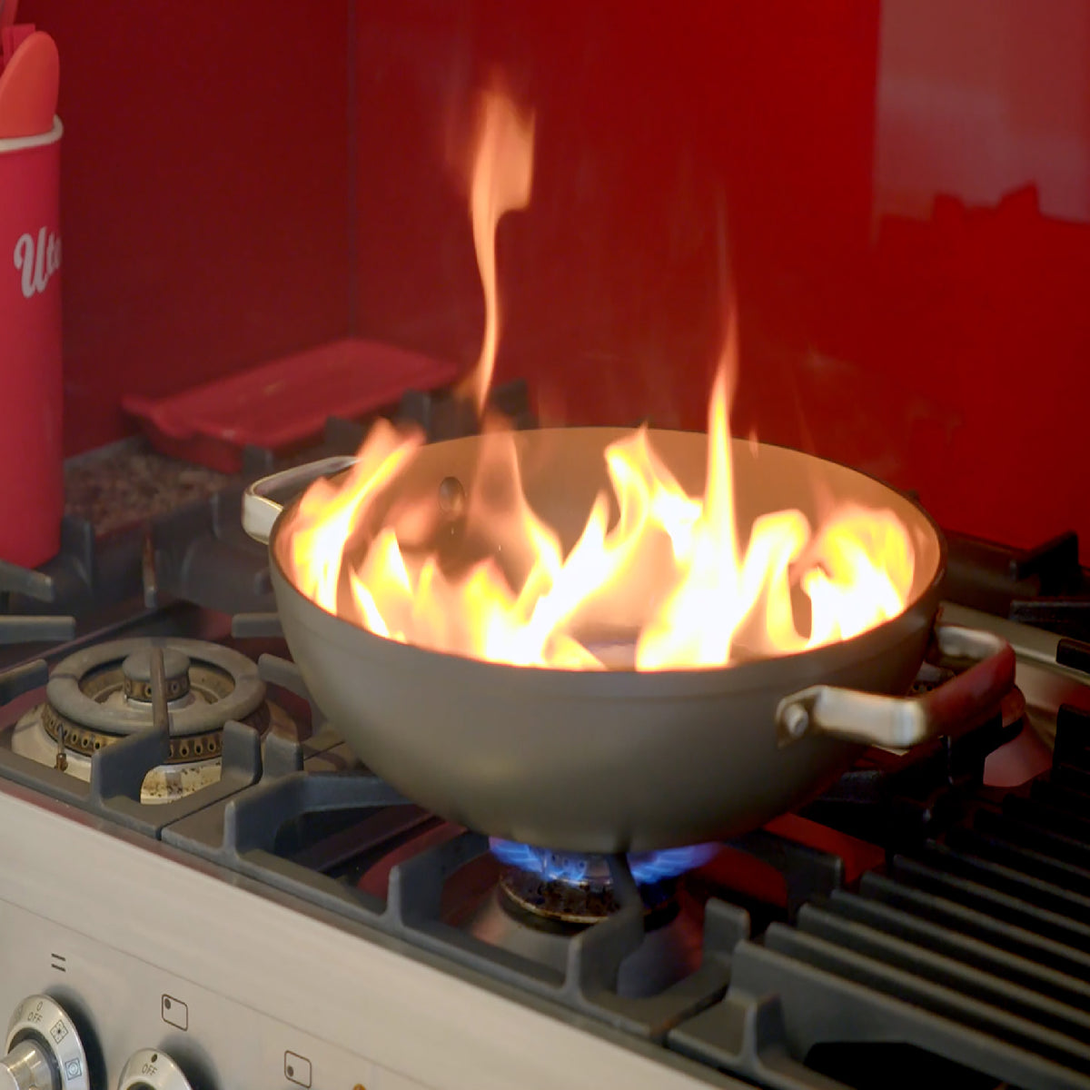 Firexo Pan Fire Extinguisher Sachet - Fire Extinguisher Blanket Alternative - Cooking Pan Fire Safety Extinguisher for all Oil & Fat Cooking Pan Fires